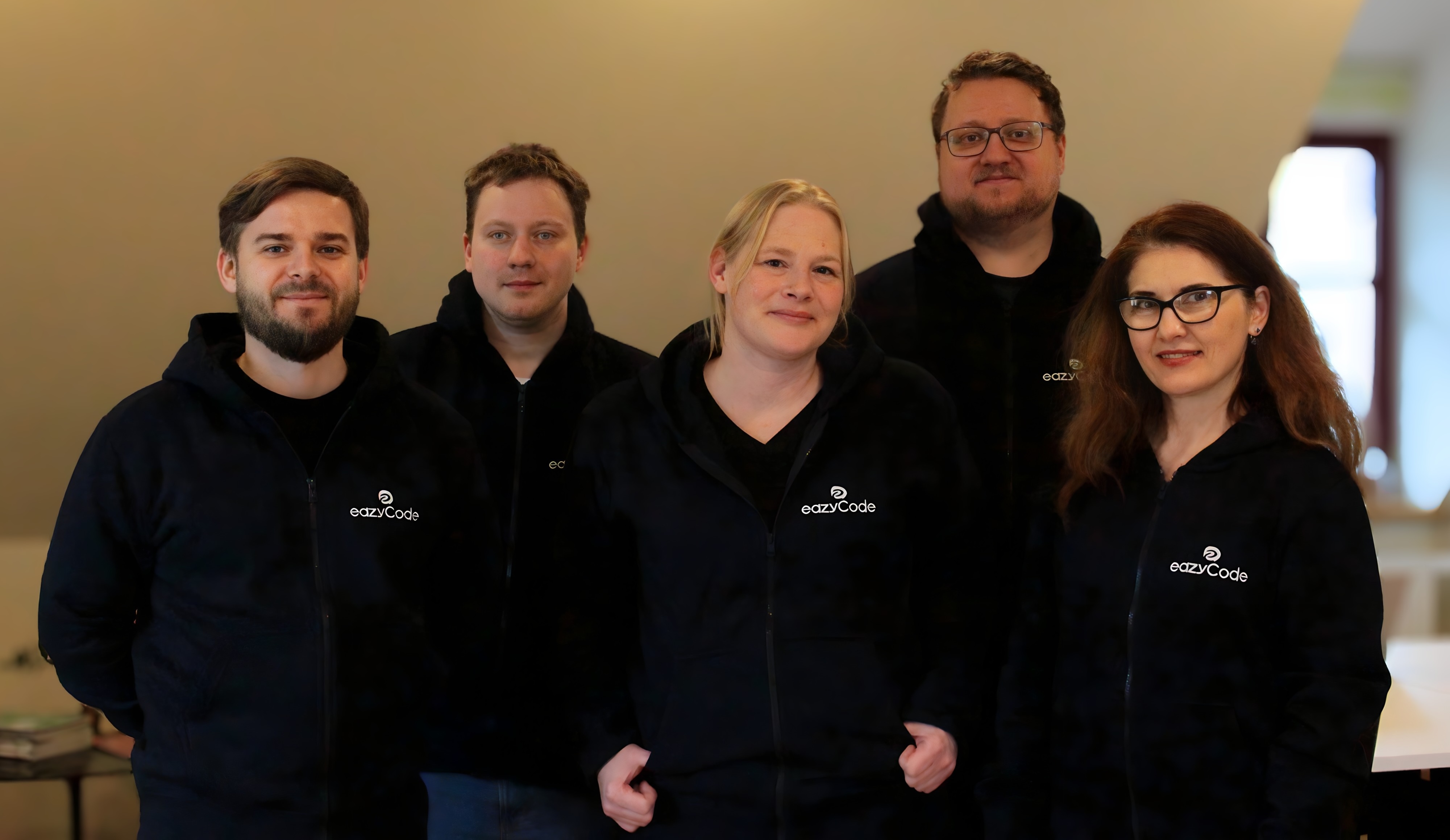 eazyCode Team